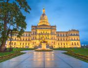 Picture of Michigan state capitol building